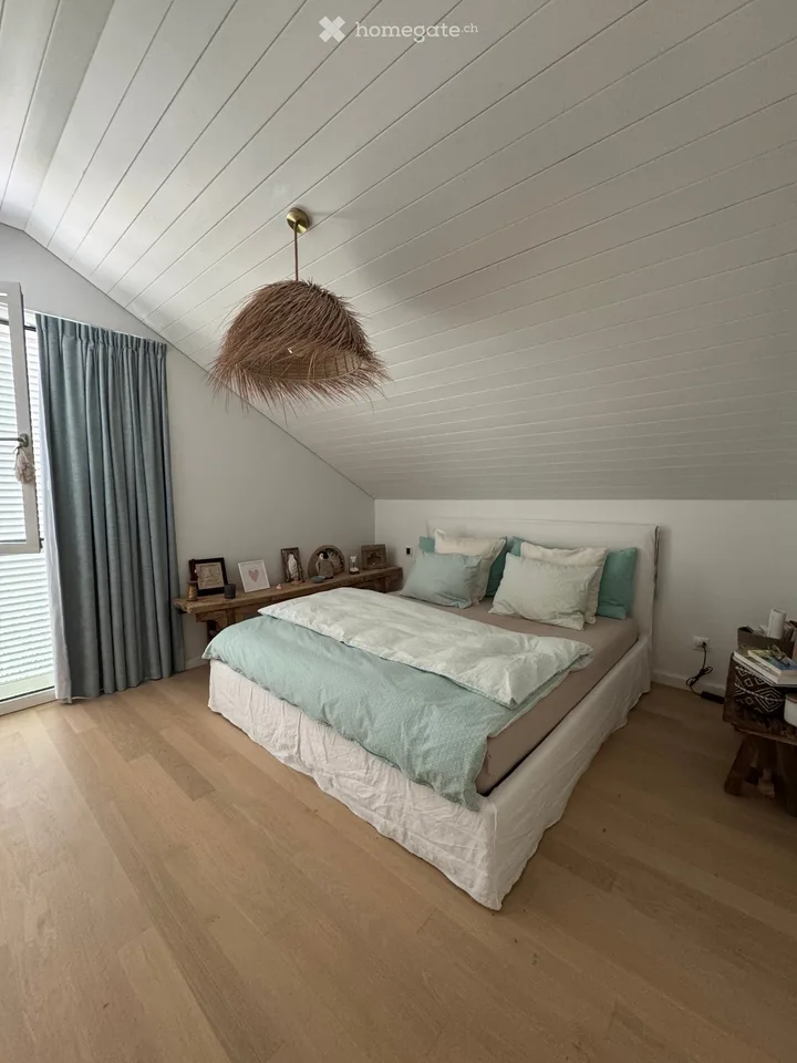 Neue 3.5-Zimmer-Wohnung mit Balkon in St-Sulpice VD