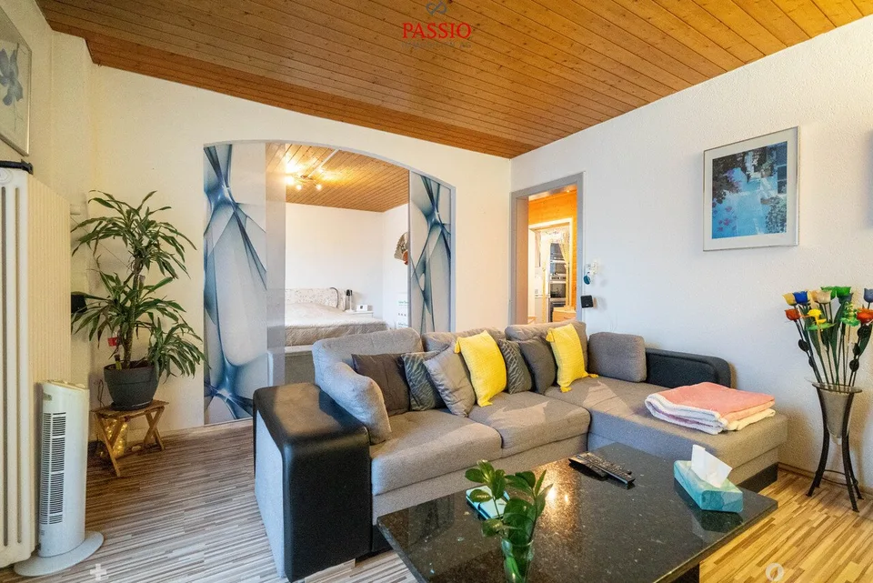 Versatile multi-family house with potential in Biel/Bienne
