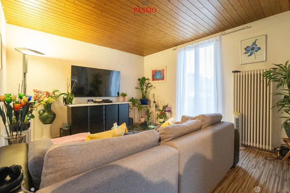Versatile multi-family house with potential in Biel/Bienne