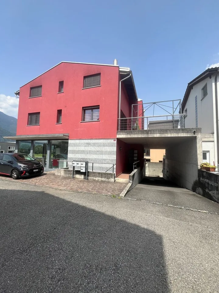 Rotes Haus, Gewerbefläche, Sant'Antonino