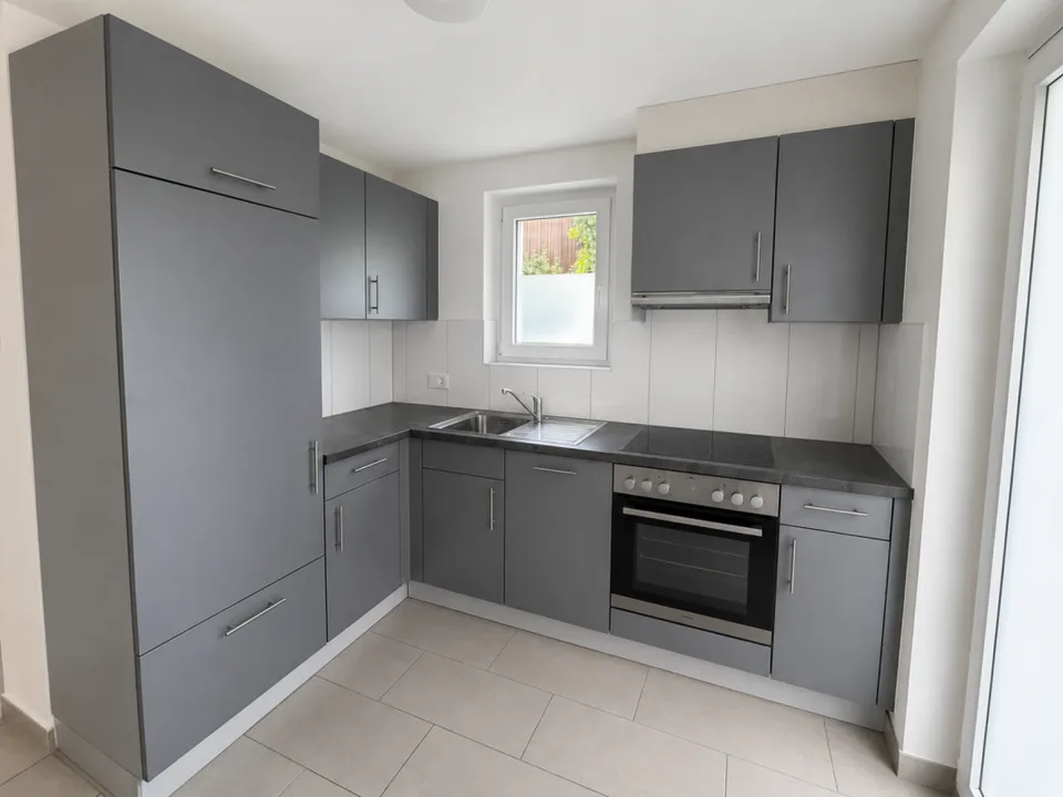 Tavannes, joli logement de 2.5 pièces rénové au 1er étage avec balcons