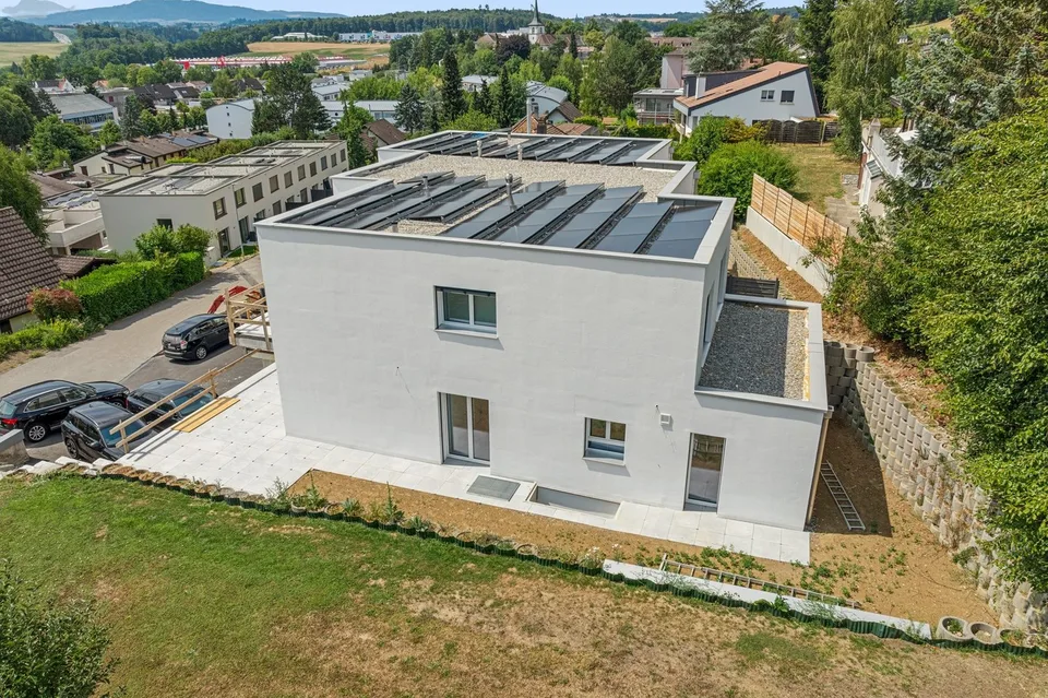 Prächtiges neues Reihenhaus mit 5,5 Zimmern am Ende – Foto 13 von 13