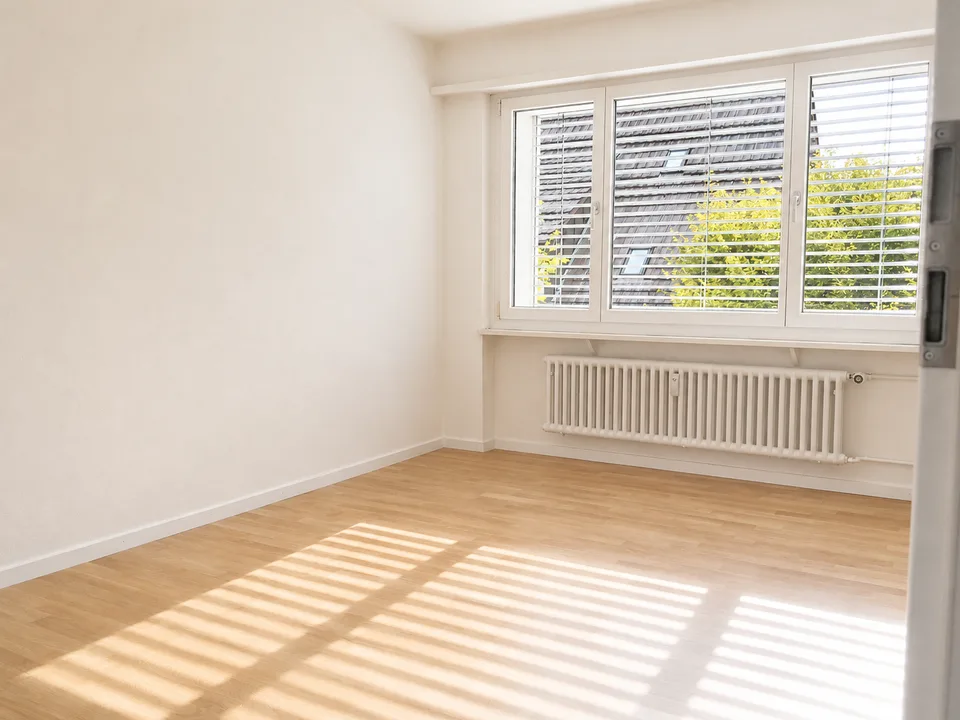 Appartamento di 3 camere completamente ristrutturato, tranquillo e ben collegato – foto 6 di 7
