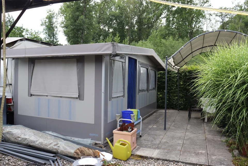 Campinghaus am Neuenburgersee