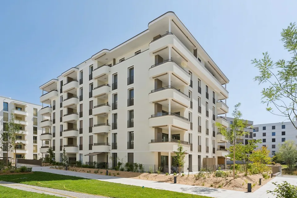 Lumineux appartement situé au dernier étage