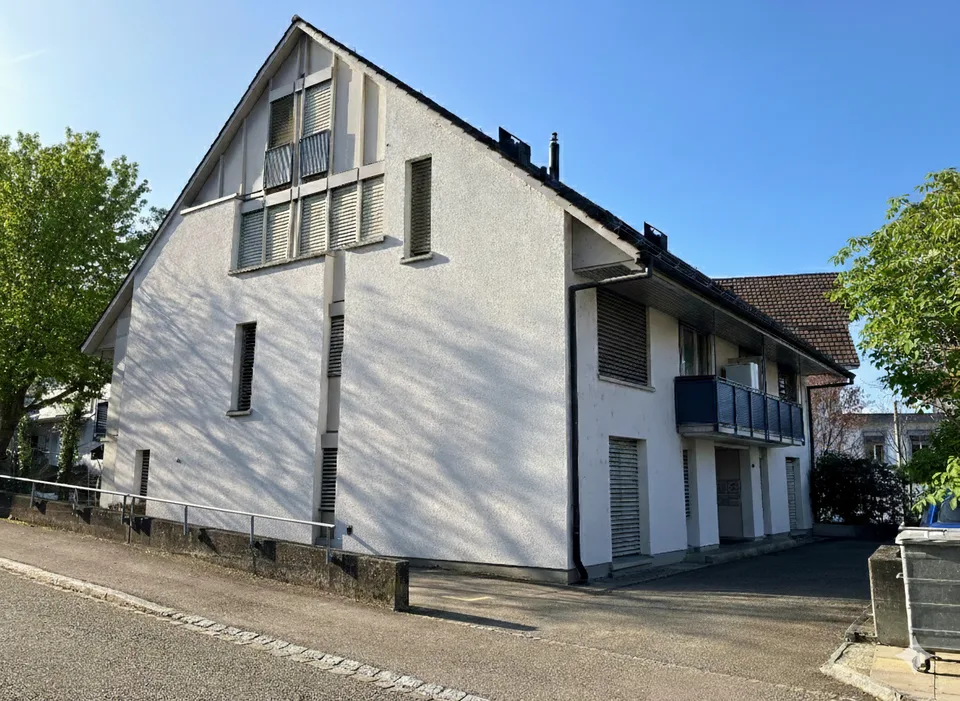 Helle 3.5-Zimmerwohnung an praktischer Lage