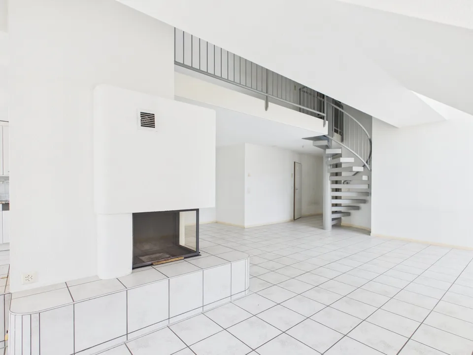 Appartamento in maisonette adatto alle famiglie in una posizione tranquilla direttamente sul fiume Aare