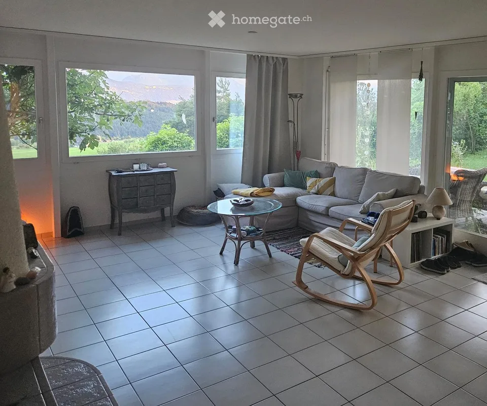 Appartement terrasse lumineux 4.5 pièces à Udligenswil – situation calme avec belle vue