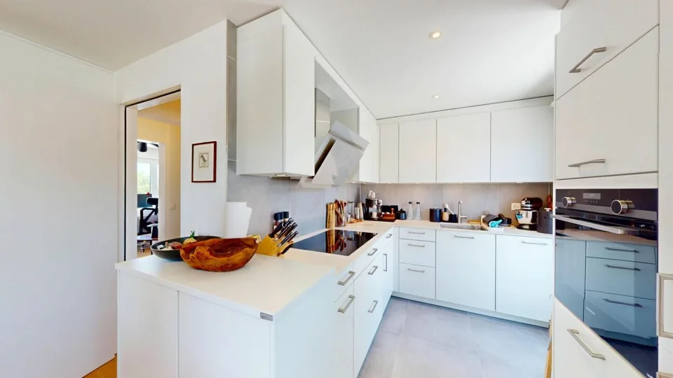 Modernisierte Attikawohnung mit traumhafter 360°-Terrasse