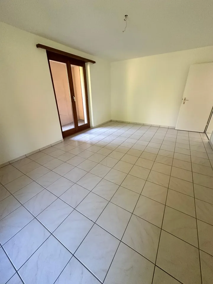 Charmante 4.5 Zimmer Wohnung mit grosser Laube - ab sofort verfügbar!