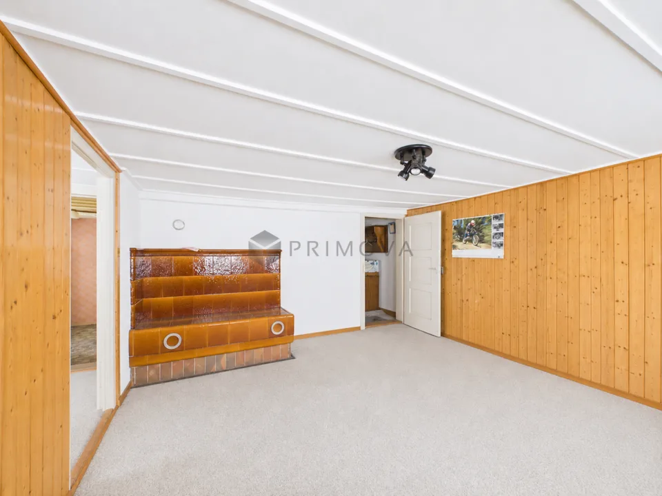Diverse opportunities on a spacious plot