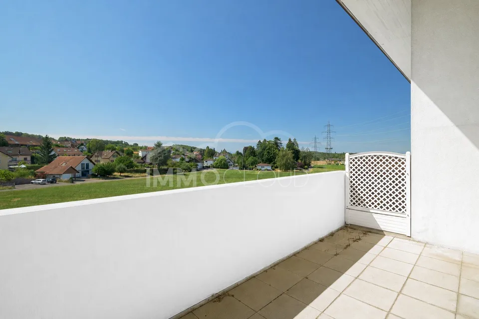 Helles Apartment im letzten Stock!