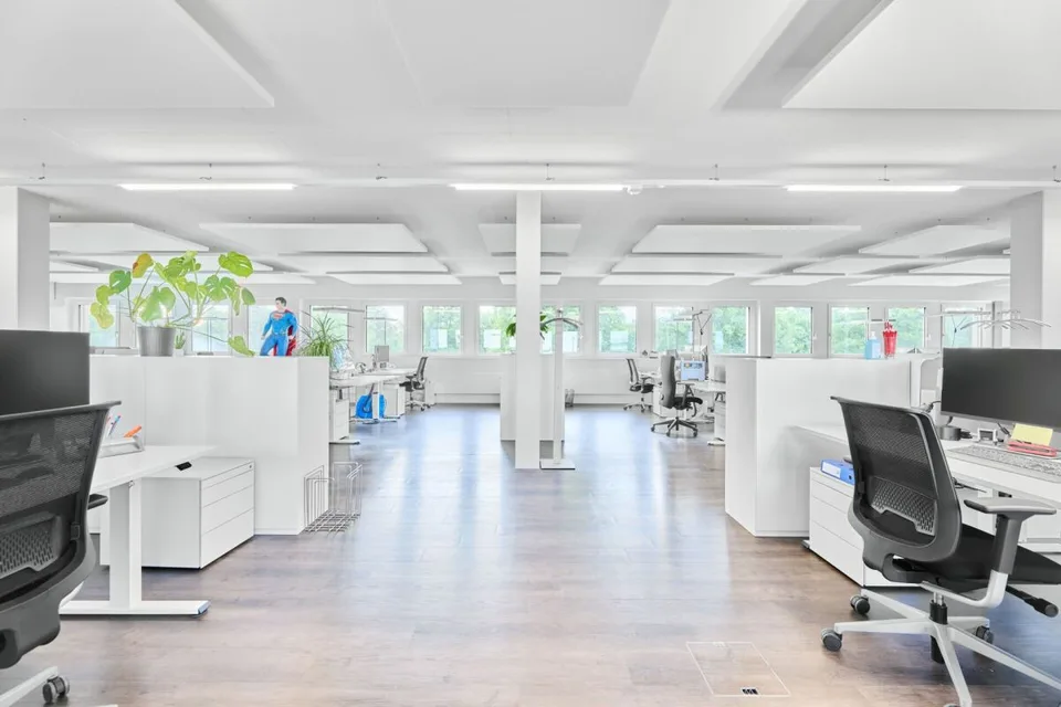 Hochwertig ausgebaute Büro- und Geschäftsfläche – Foto 8 von 12