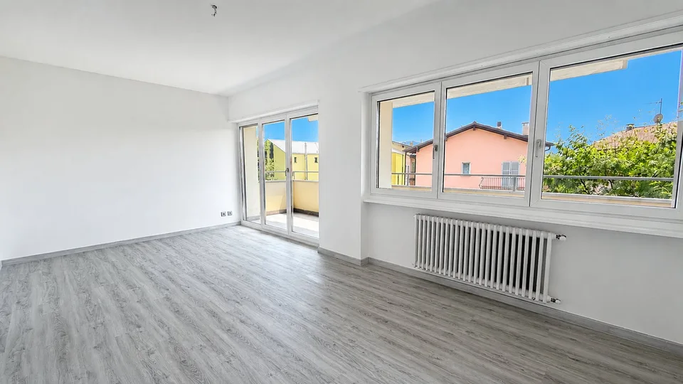 1.5 locali moderno a Balerna – vicino a tutti i servizi