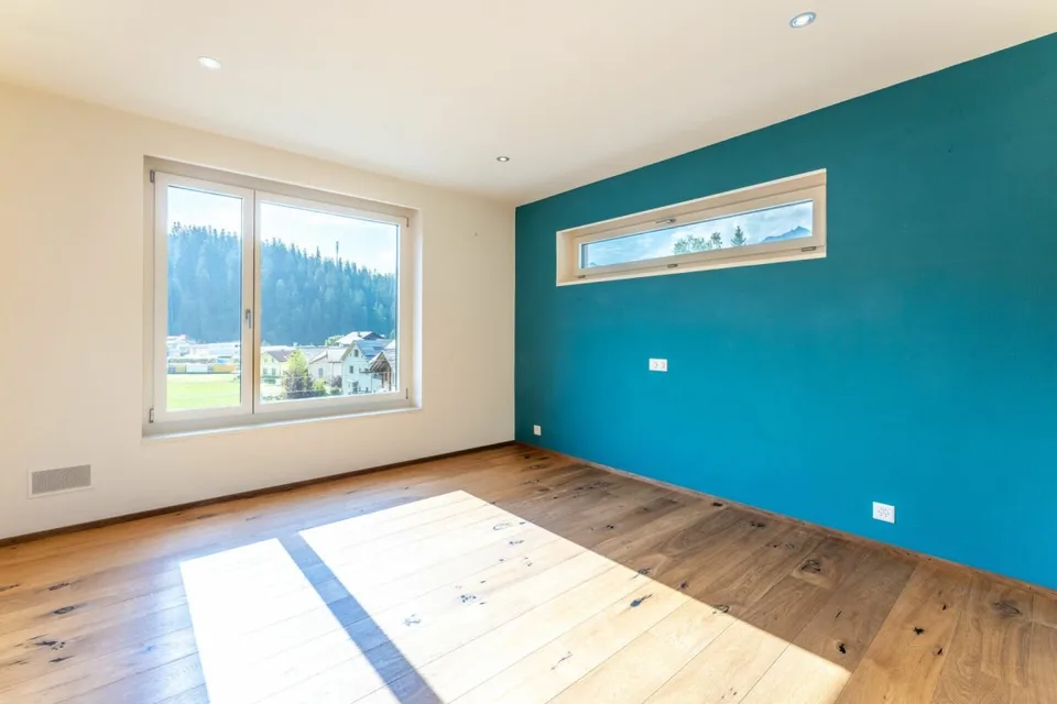 Maison à deux familles attrayante avec 5,5 pièces appartement principal et 2,5 pièces second appartement à vendre – photo 6 sur 22