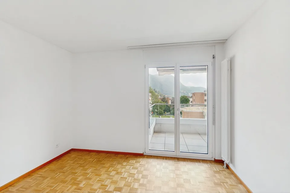 Tutto a portata di mano – Splendido 5.5 locali a Viganello – foto 9 di 16