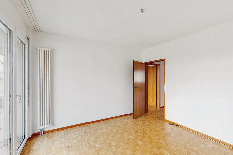 Tutto a portata di mano – Splendido 5.5 locali a Viganello – foto 10 di 16