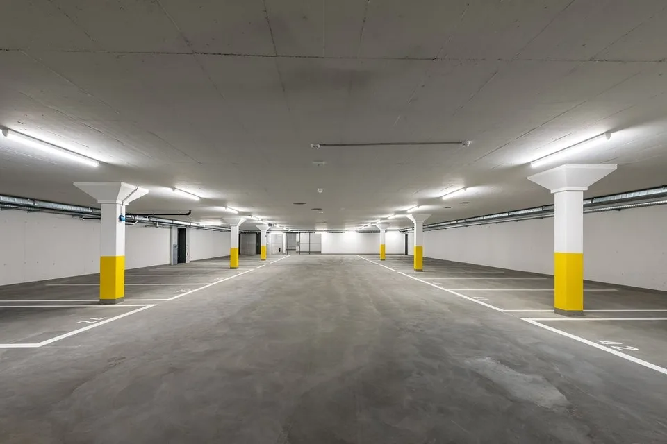 Autoeinstellplatz in Tiefgarage Zürich Albisrieden