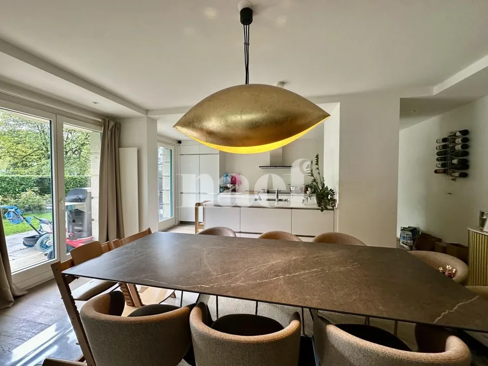 Schönes Doppelhaus in Souterrain mit 6 Zimmern, Terrassen und eigenem Garten