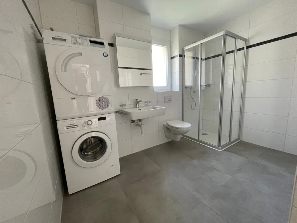 Wohnung mit 4.5 Zimmern im 3. Stock