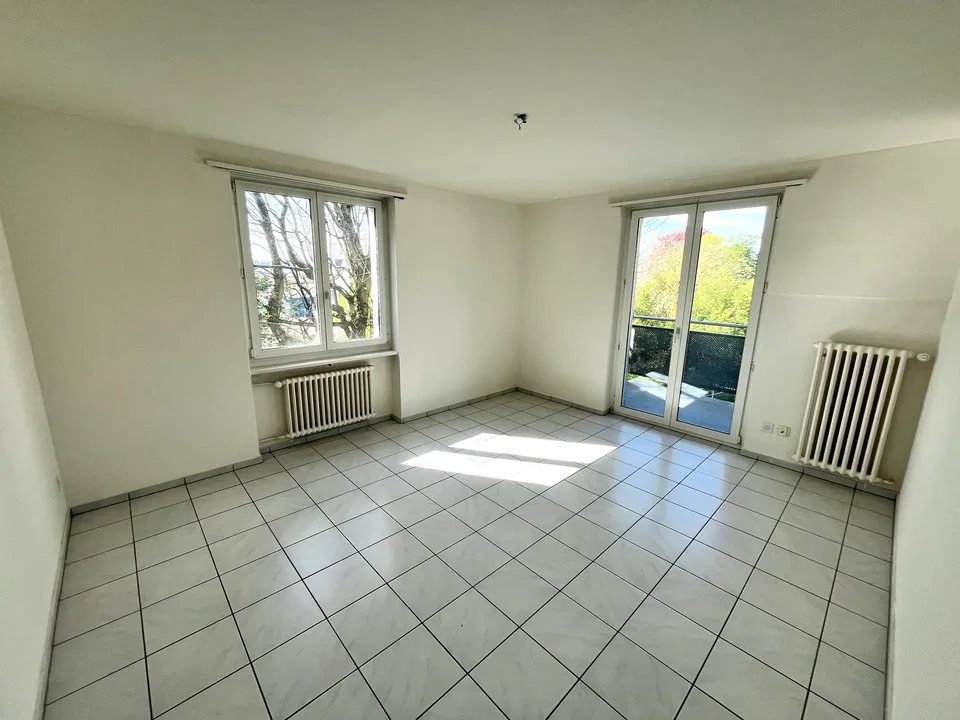 Appartement lumineux 3.5 pièces avec balcon à Grenchen