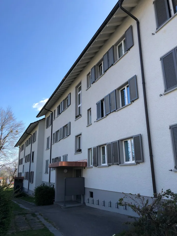 Helle 3.5-Zimmer-Wohnung mit Balkon in Grenchen