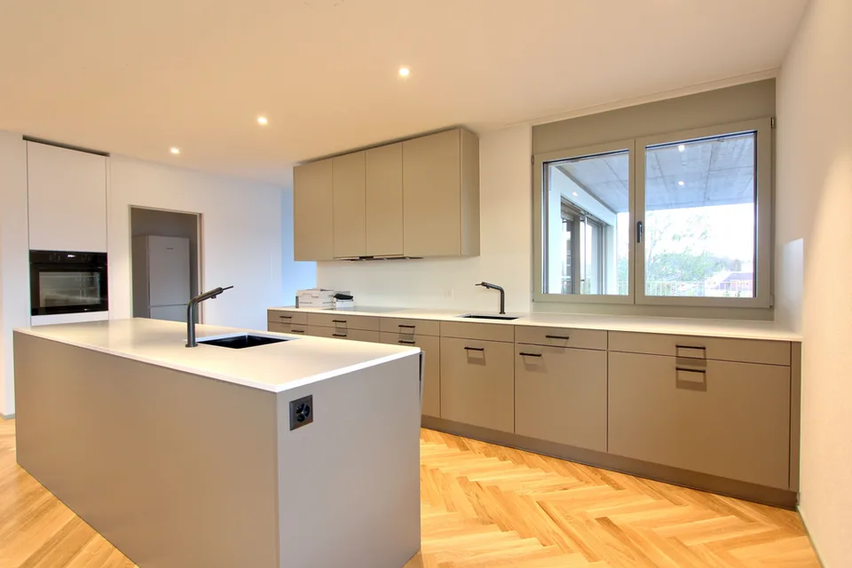 Appartement attractif de 5.5 pièces avec terrasse et vue sur le lac à Meilen