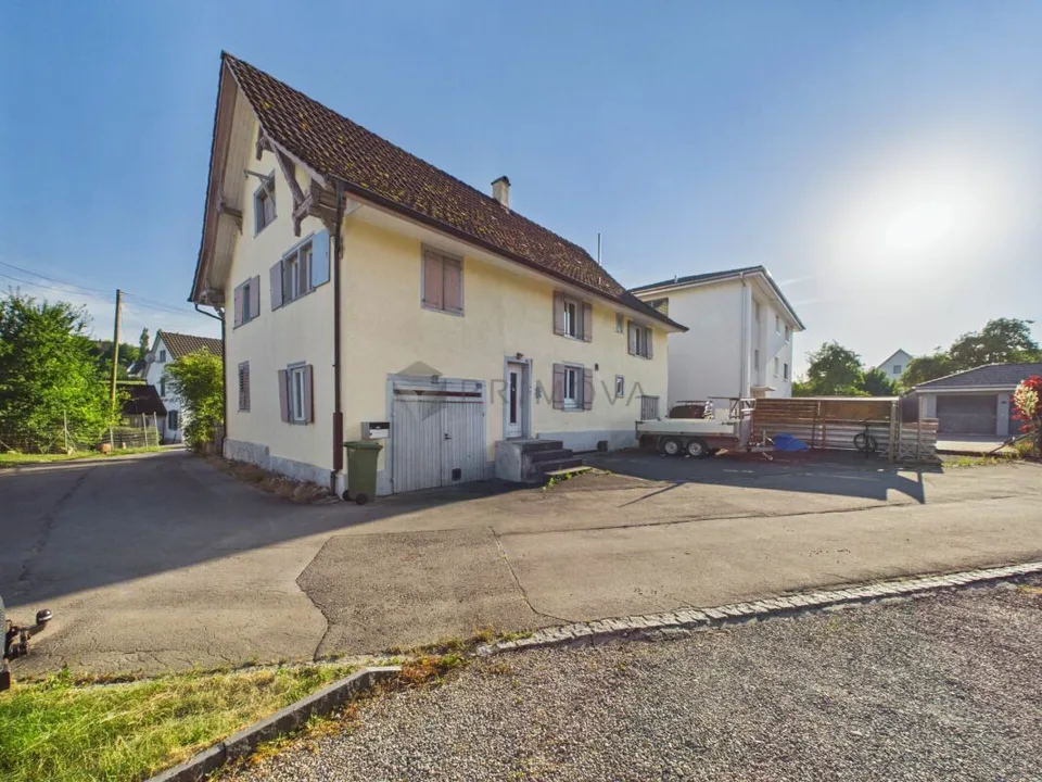 Charme trifft Potenzial: Ihr grosszügiges Familienglück mit Option zur Neuentwicklung – Foto 19 von 19