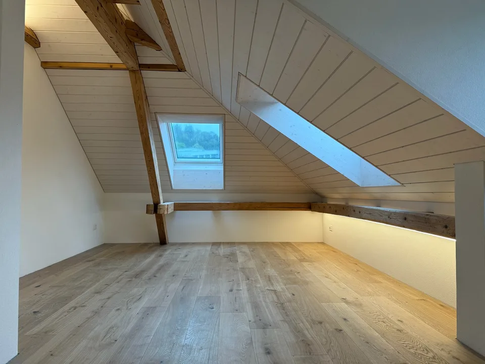 Appartement moderne 3.5 pièces en mansarde dans un quartier calme à Nesslau