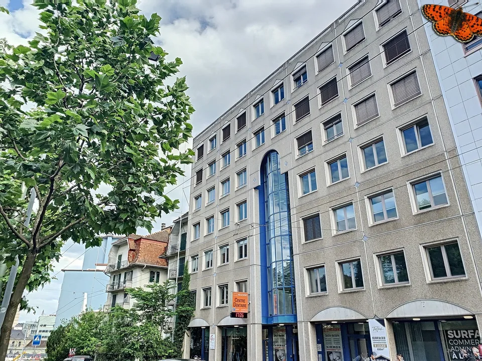FRIBOURG - Place de parc voiture intérieure