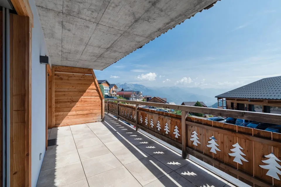 Appartamento elegante di 3,5 locali con balcone nel cuore di Nendaz – foto 8 di 11