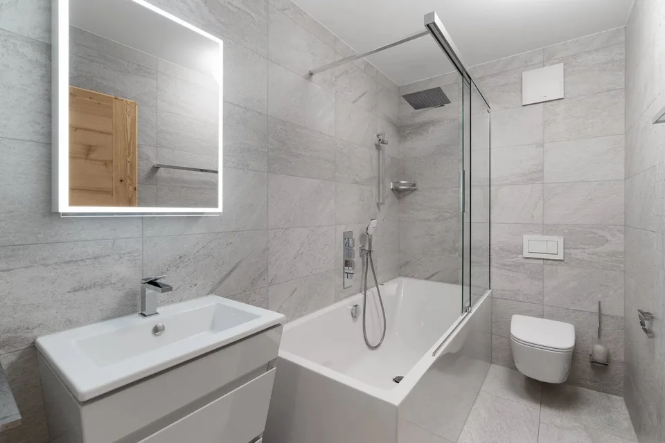 Appartamento elegante di lusso 4,5 locali con terrazza, giardino privato e vista panoramica sulle Alpi – foto 9 di 13
