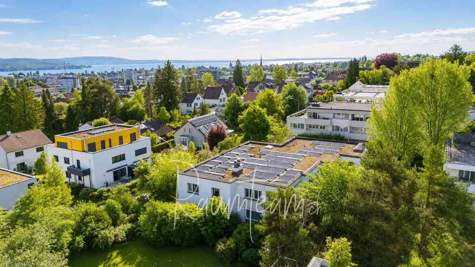 Helle Wohnung mit Blick ins Grüne