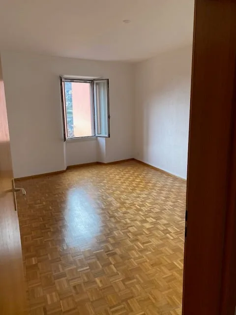 Appartamento in casa in stile classico nel paese di Arogno