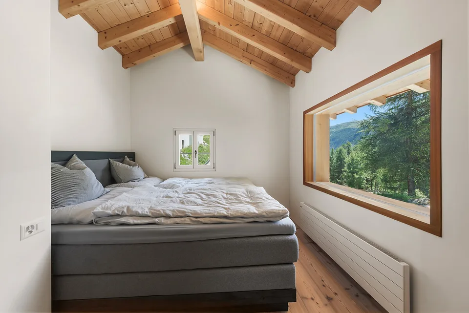 Ferienhaus in La Punt Chamues-ch: ruhig, stilvoll, kernsaniert