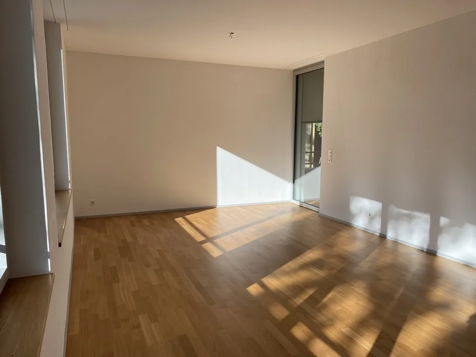 Charmante 2.5 Zimmer-Wohnung im EG