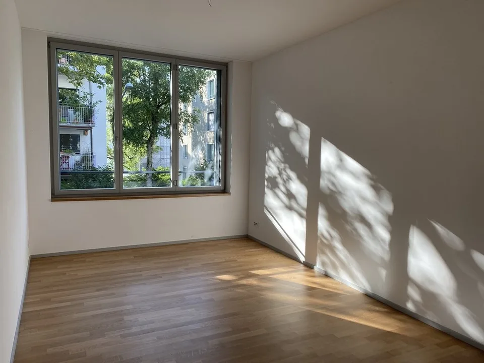 Charmante 2.5 Zimmer-Wohnung im EG