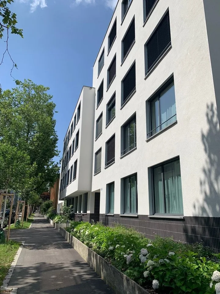 Charmante 2.5 Zimmer-Wohnung im EG
