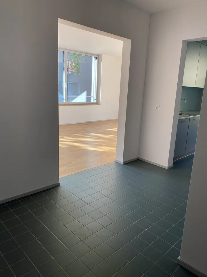Charmante 2.5 Zimmer-Wohnung im EG