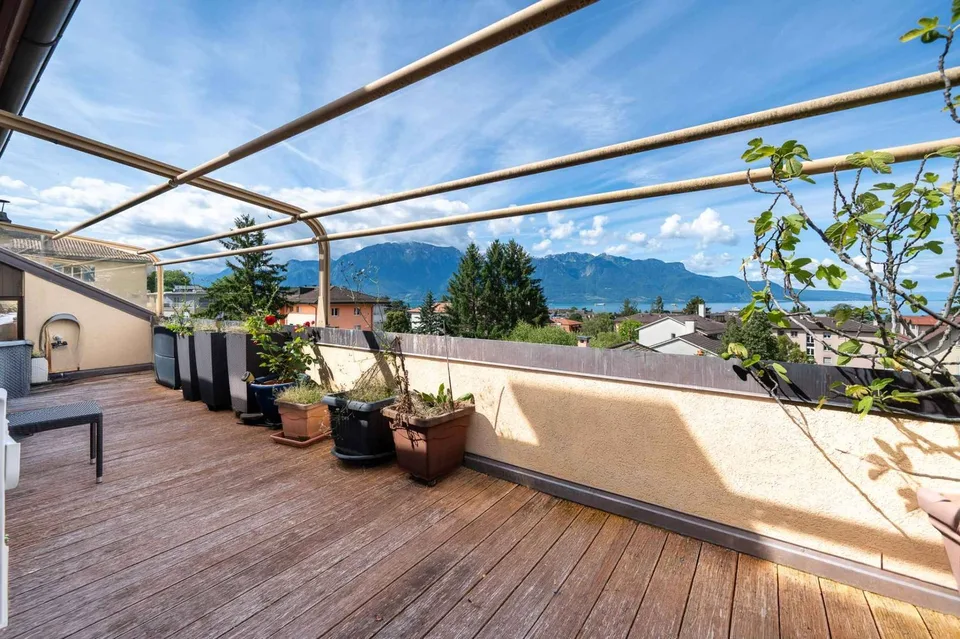 Letztes Stockwerk - 6 Zimmer mit privatem Aufzug und großer Terrasse