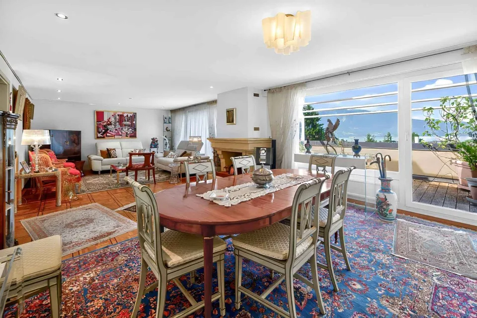 Letztes Stockwerk - 6 Zimmer mit privatem Aufzug und großer Terrasse