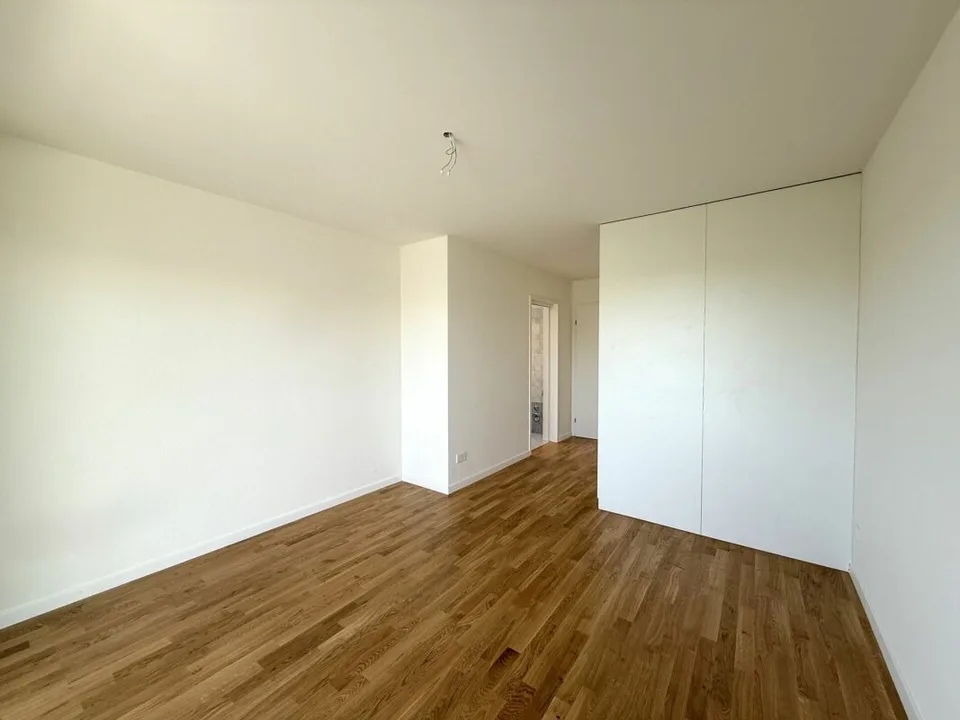 Riservato - Immediatamente disponibile - appartamento in mansarda luminoso ad Aesch BL – foto 8 di 16