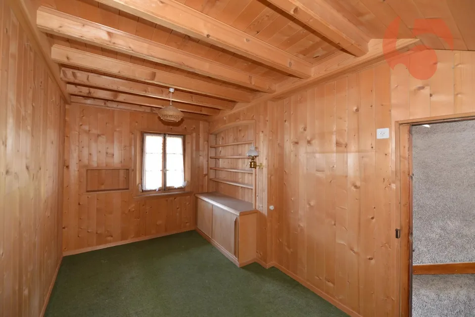 Autentica casa di villaggio con grande potenziale, garage e carnotzet