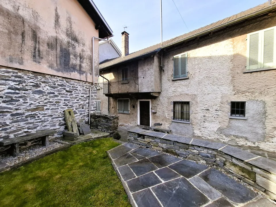 Casa uni/bifamiliare con 4 locali ad Avegno