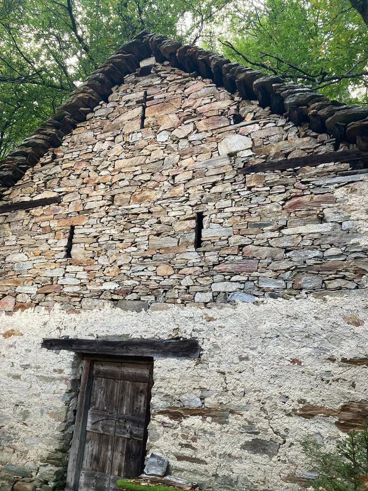 Rustikales Haus in Serravalle / Rustico a Serravalle