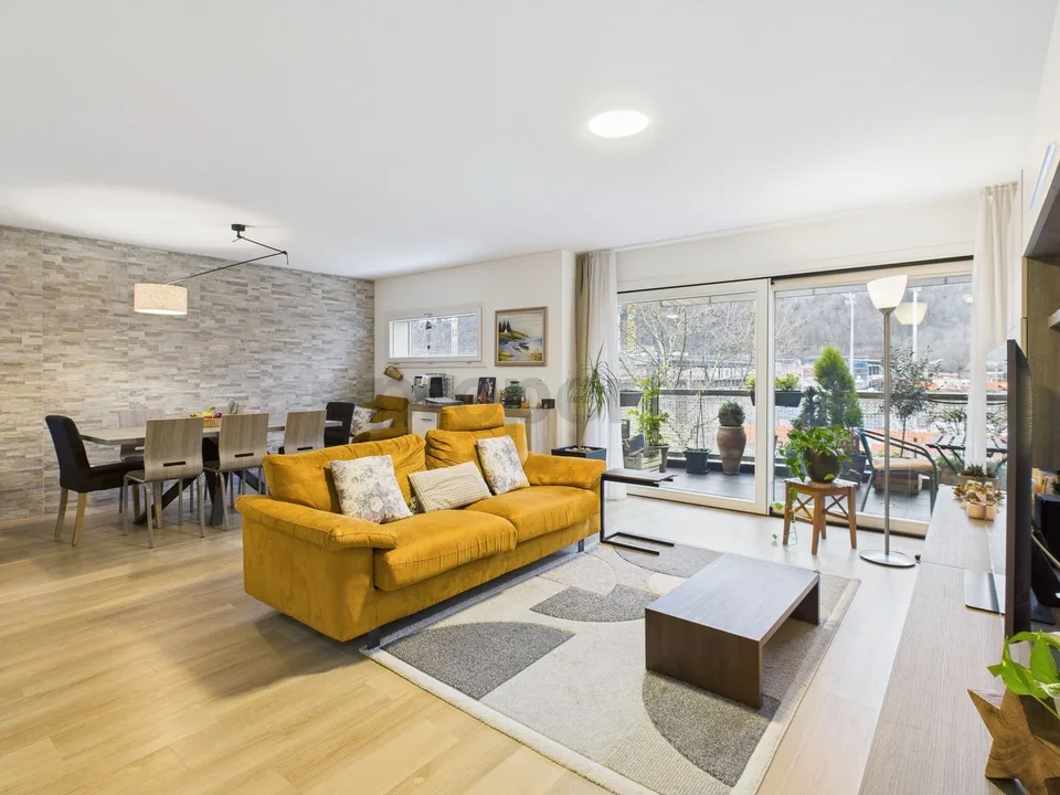 Elegante Appartamento nel Cuore di Lugano: Comfort e Stile in Posizione Privilegiata