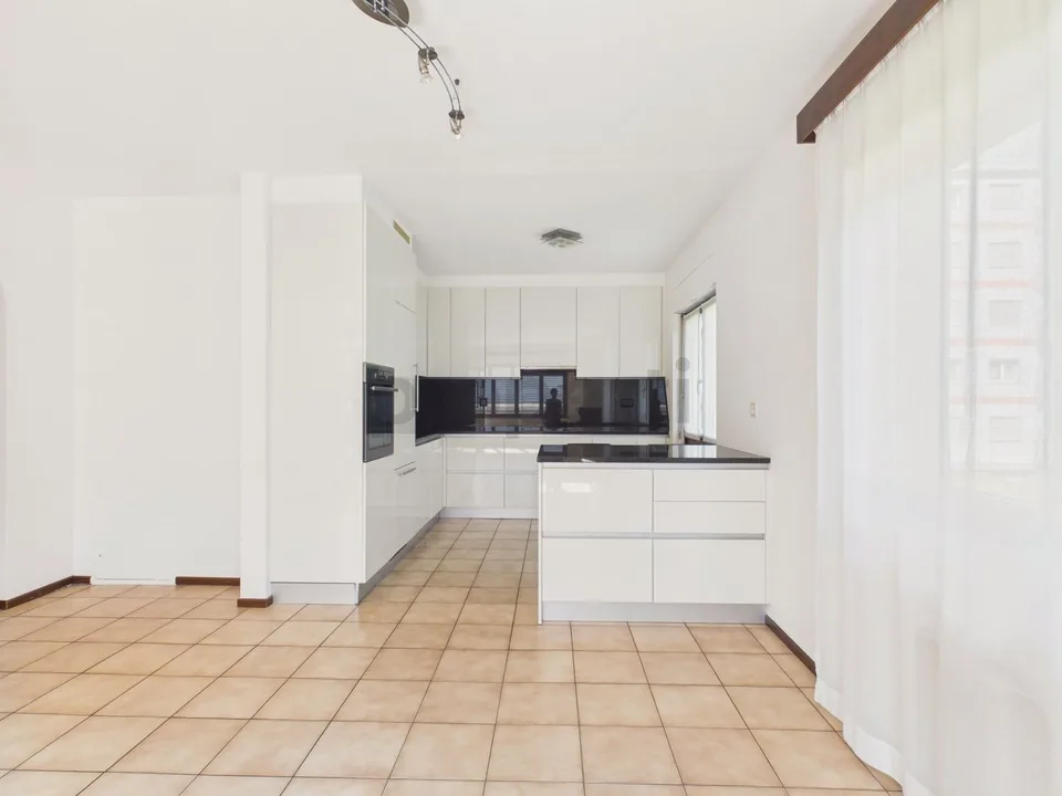 Appartement 4,5 pièces avec box auto dans une maison bifamiliale