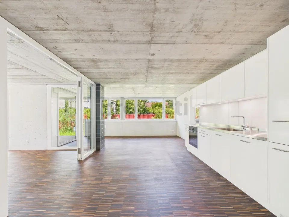 Modern 3.5-room apartment with elevator and parking, Therwil