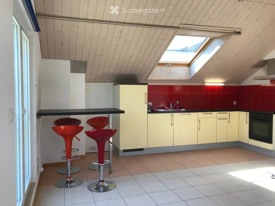 Zu vermieten geräumiges Studio mit atemberaubendem Blick