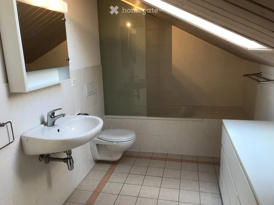 Zu vermieten geräumiges Studio mit atemberaubendem Blick